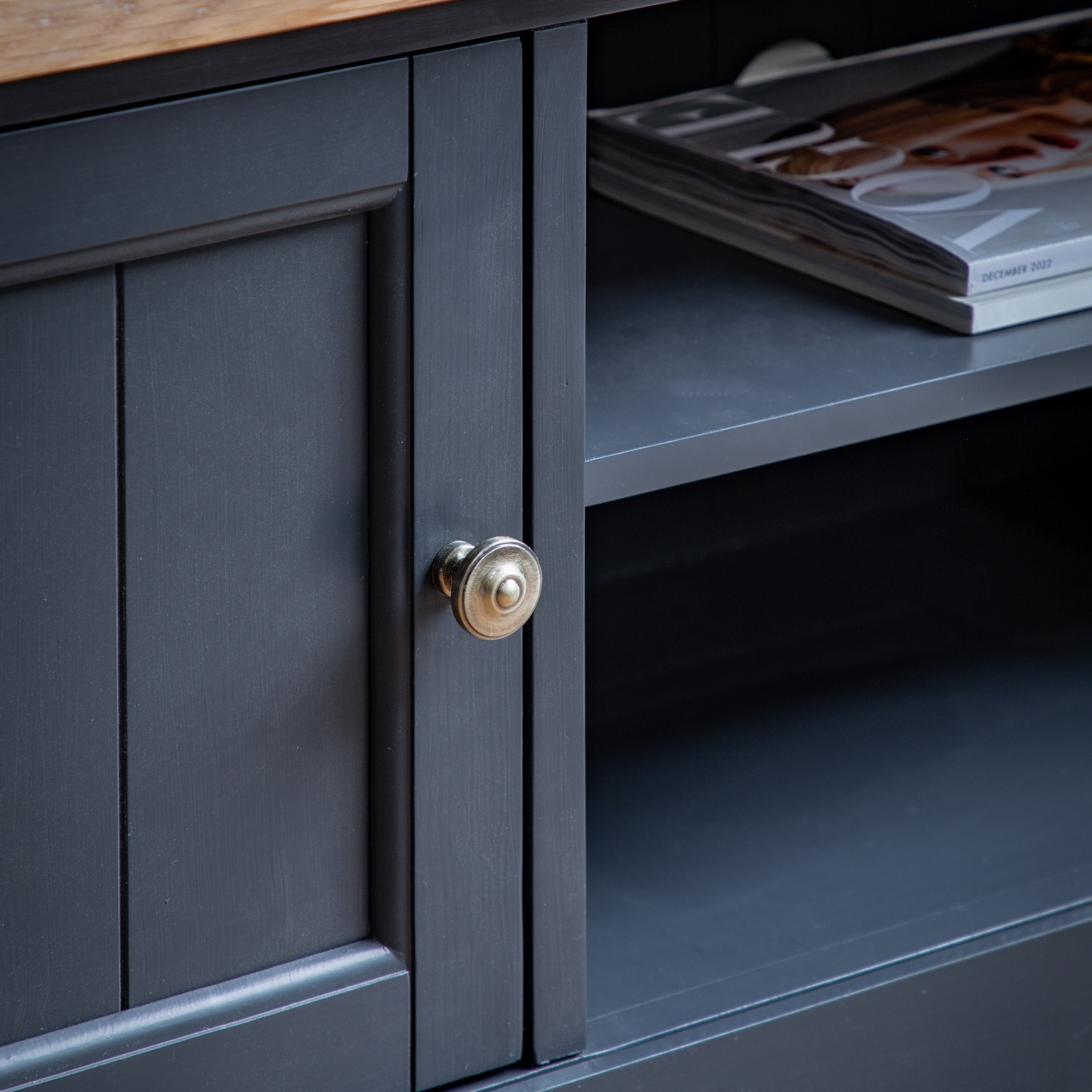 Radley Natural & Black Oak Wood TV Unit